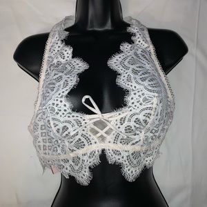 Victoria's Secret Dream Angels Bralette Racerback Lace Unlined Bra, M